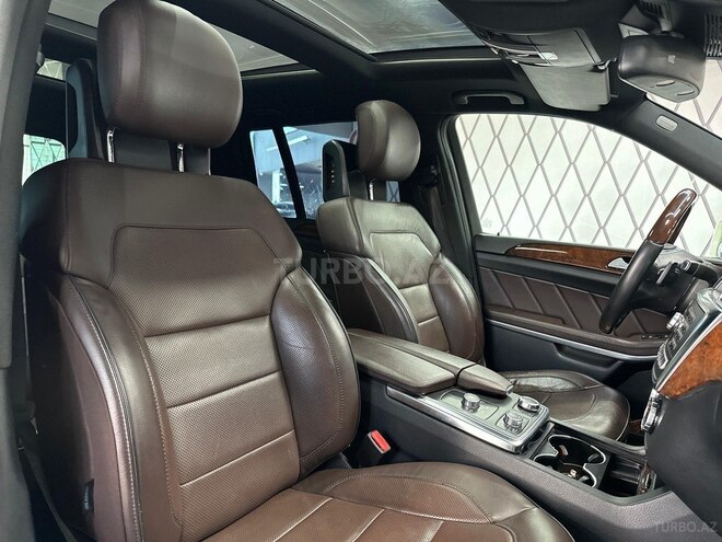 Mercedes GL 500 4MATIC-14