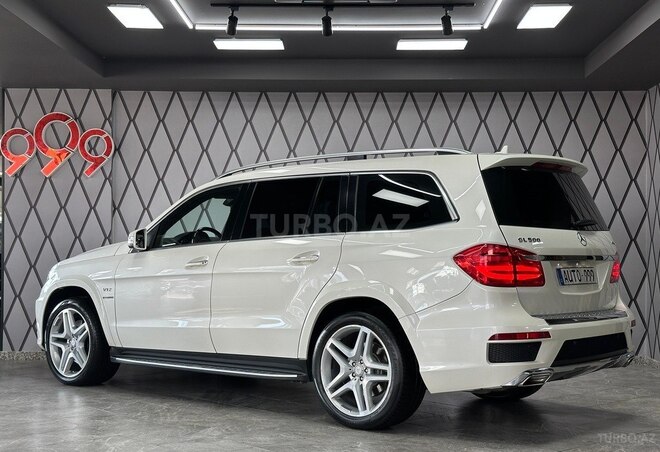 Mercedes GL 500 4MATIC-7