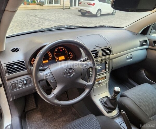 Toyota Avensis 2009, 250,000 km - 2.0 l - Bakı