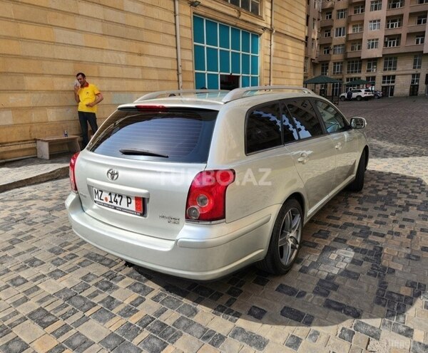 Toyota Avensis 2009, 250,000 km - 2.0 l - Bakı