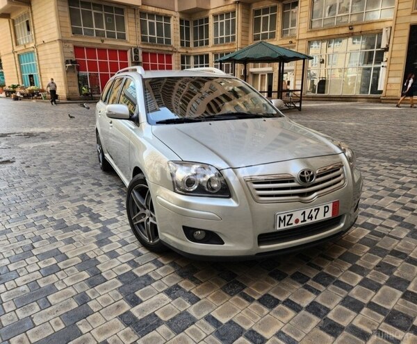Toyota Avensis 2009, 250,000 km - 2.0 l - Bakı
