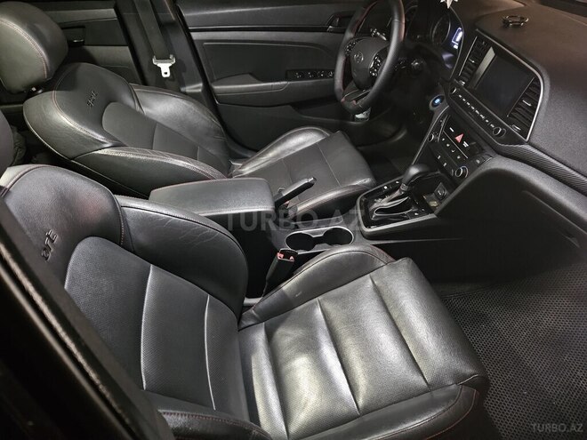 Hyundai Elantra 2017, 175,418 km - 1.6 l - Bakı