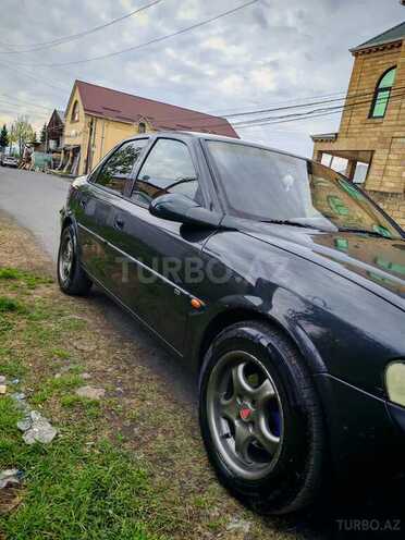 Opel Vectra 1996, 336,843 km - 1.8 l - Zaqatala