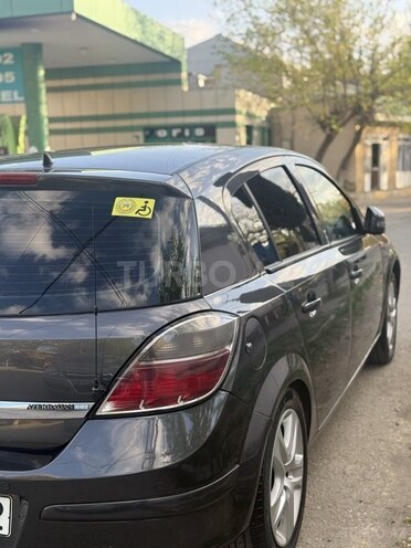Opel Astra 2010, 354,000 km - 1.4 л - Ağcabədi