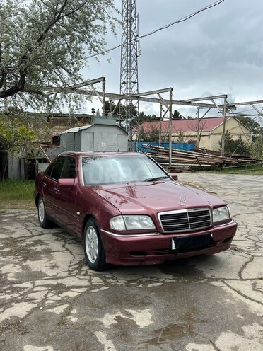 Mercedes C 180 1994, 300,000 km - 1.8 л - Bakı