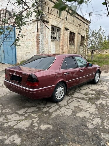 Mercedes C 180 1994, 300,000 km - 1.8 л - Bakı