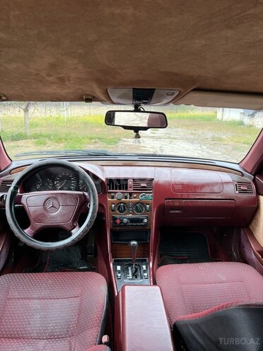 Mercedes C 180 1994, 300,000 km - 1.8 л - Bakı