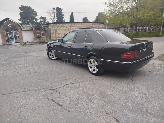 Mercedes E 230 1996, 356,888 km - 2.3 л - Şəki