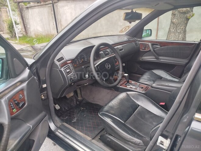 Mercedes E 230 1996, 356,888 km - 2.3 л - Şəki