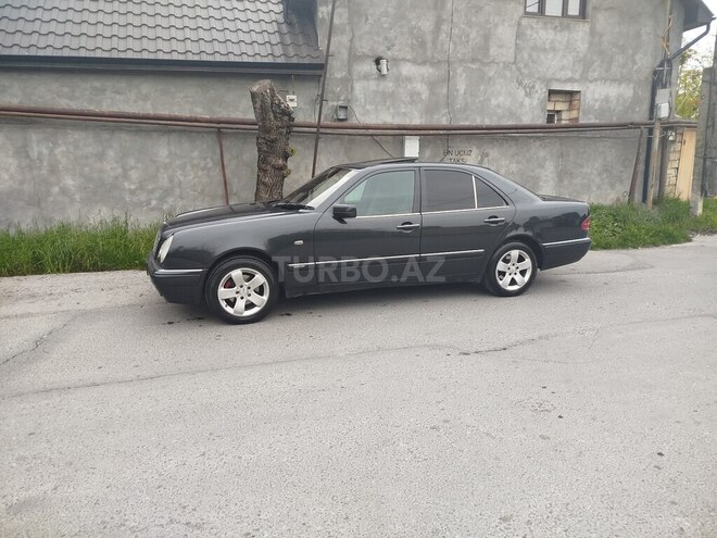 Mercedes E 230 1996, 356,888 km - 2.3 л - Şəki