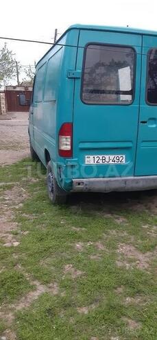Mercedes 208 D 1995, 645,000 km - 2.3 l - Biləsuvar