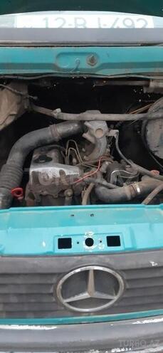 Mercedes 208 D 1995, 645,000 km - 2.3 l - Biləsuvar
