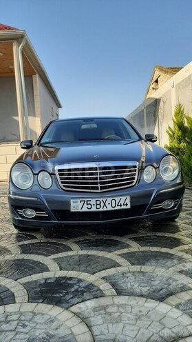 Mercedes E 200 2009, 235,000 km - 1.8 l - Bakı