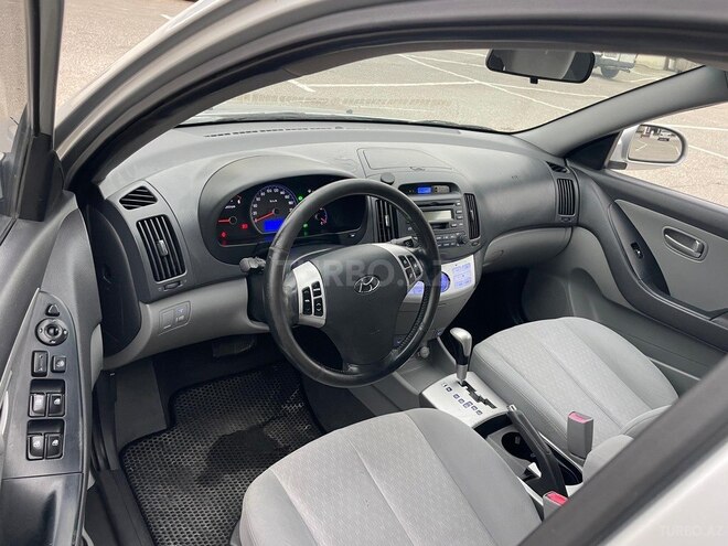 Hyundai Avante 2008, 250,000 km - 1.6 л - Bakı