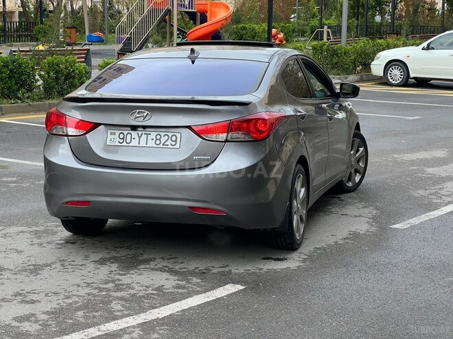 Hyundai Elantra 2013, 220,298 km - 1.8 l - Bakı