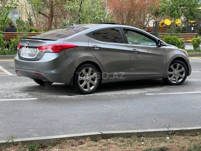 Hyundai Elantra 2013, 220,298 km - 1.8 l - Bakı