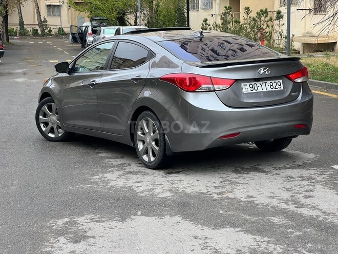 Hyundai Elantra 2013, 220,298 km - 1.8 l - Bakı