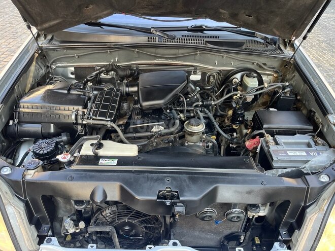 Toyota Land Cruiser Prado 2005, 370,000 km - 2.7 л - Bakı