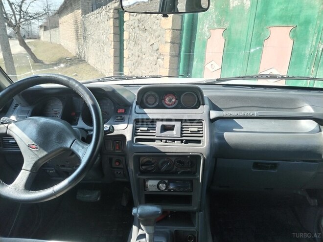 Mitsubishi Pajero 1993, 430,000 km - 2.5 л - Qəbələ