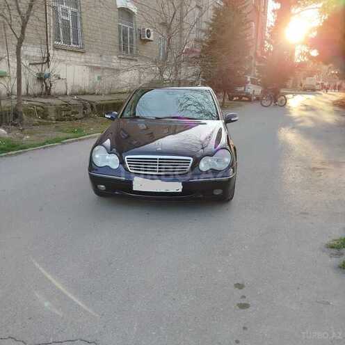 Mercedes C 240 2001, 320,000 km - 2.6 l - Bakı