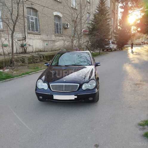 Mercedes C 240 2001, 320,000 km - 2.6 l - Bakı