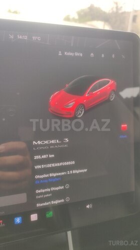 Tesla Model 3 2018, 252,732 km - 0.0 л - Bakı