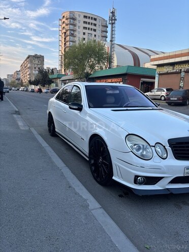 Mercedes E 240 2002, 289,000 km - 2.6 l - Bakı