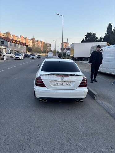 Mercedes E 240 2002, 289,000 km - 2.6 l - Bakı