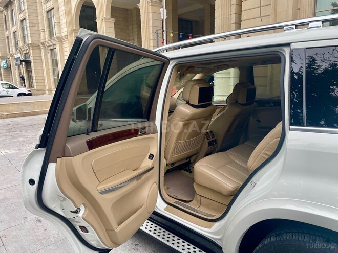 Mercedes GL 550 2008, 199,000 km - 5.5 l - Bakı