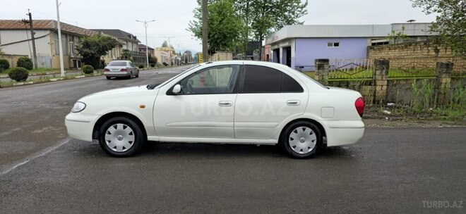 Nissan Sunny 2006, 300,000 km - 1.3 л - Masallı