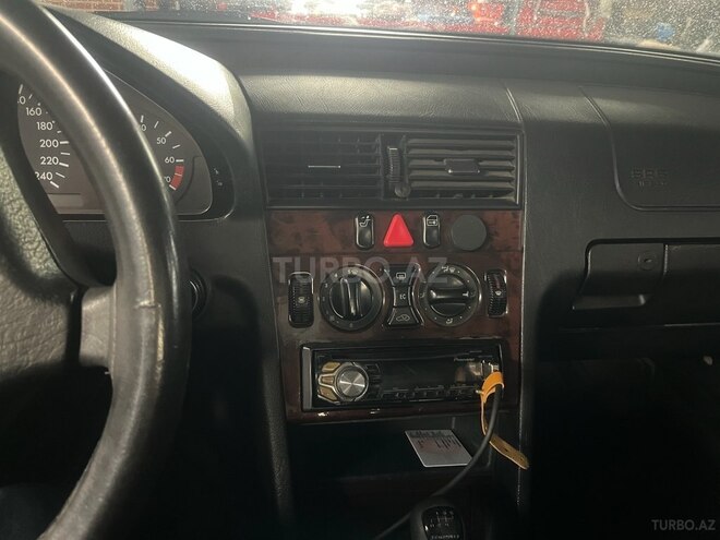 Mercedes C 180 1997, 387,000 km - 1.8 l - Bakı