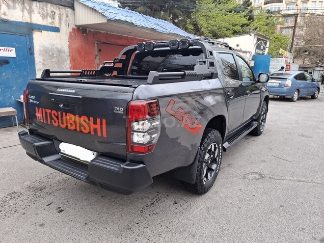 Mitsubishi L200 2021, 95,611 km - 2.5 л - Bakı