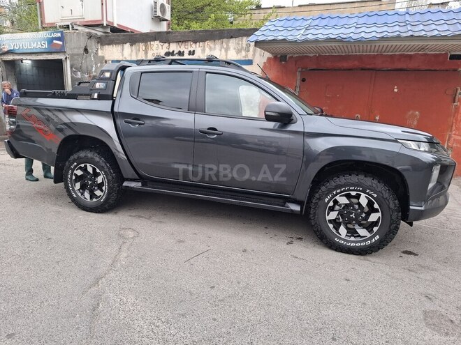 Mitsubishi L200 2021, 95,611 km - 2.5 л - Bakı