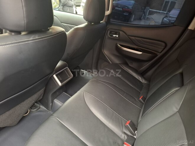 Mitsubishi L200 2021, 95,611 km - 2.5 л - Bakı
