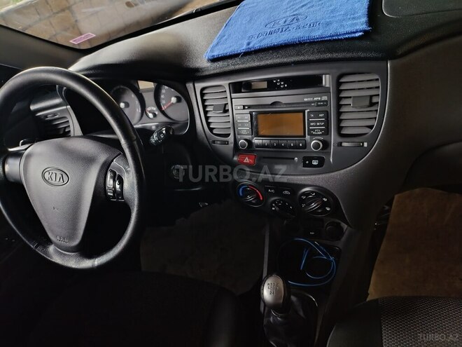Kia Rio 2008, 190,000 km - 1.4 l - Ucar