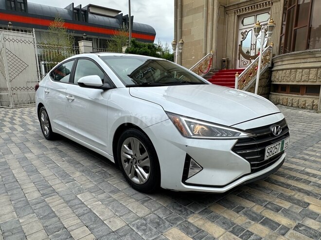 Hyundai Elantra 2018, 112,000 km - 2.0 l - Bakı