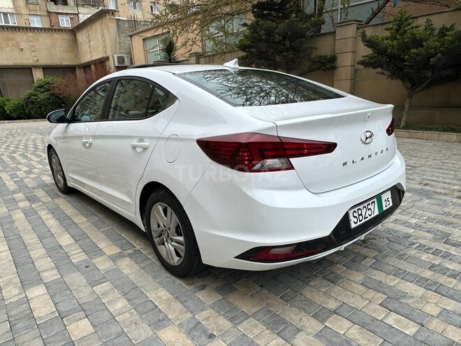 Hyundai Elantra 2018, 112,000 km - 2.0 l - Bakı