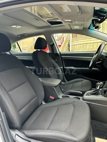 Hyundai Elantra 2018, 112,000 km - 2.0 l - Bakı