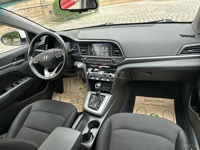Hyundai Elantra 2018, 112,000 km - 2.0 l - Bakı