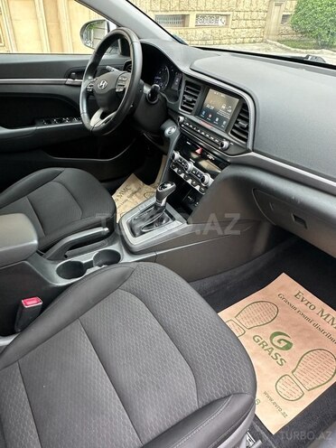 Hyundai Elantra 2018, 112,000 km - 2.0 l - Bakı