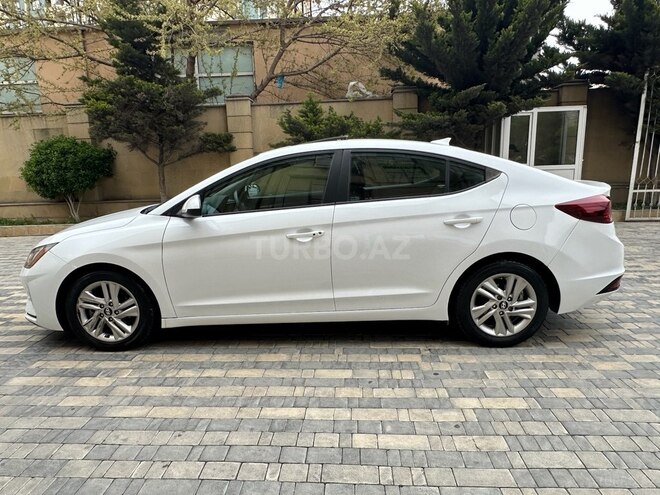 Hyundai Elantra 2018, 112,000 km - 2.0 l - Bakı