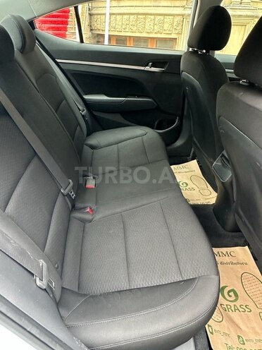 Hyundai Elantra 2018, 112,000 km - 2.0 l - Bakı
