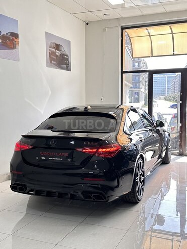 Mercedes C 63 S AMG-6