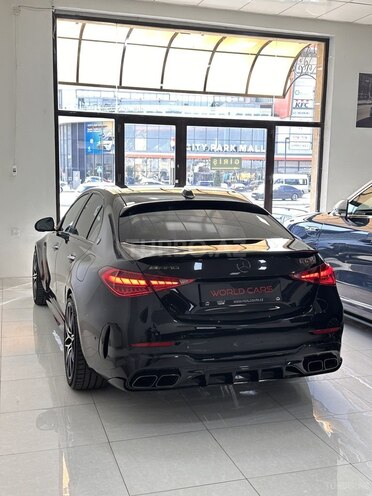 Mercedes C 63 S AMG-5