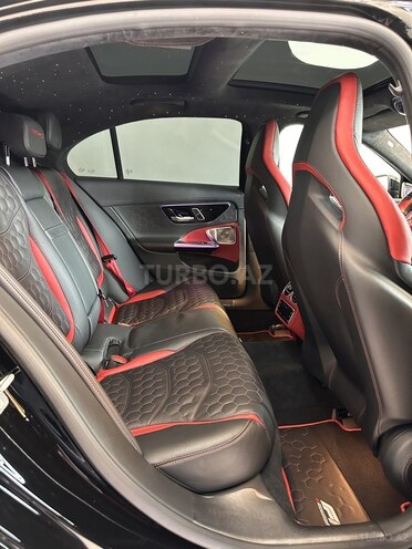 Mercedes C 63 S AMG-15