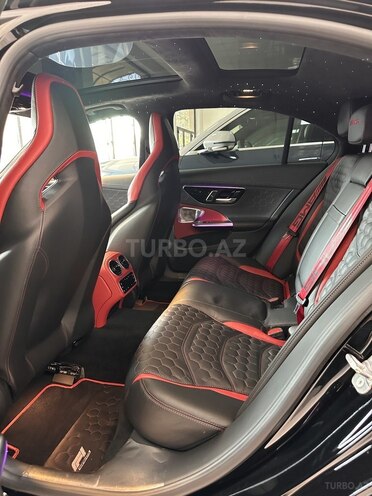 Mercedes C 63 S AMG-13