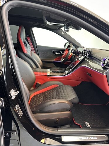 Mercedes C 63 S AMG-16