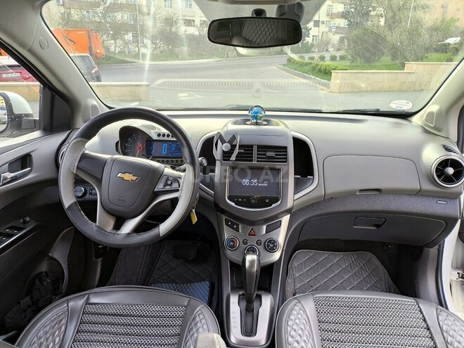 Chevrolet Aveo-11