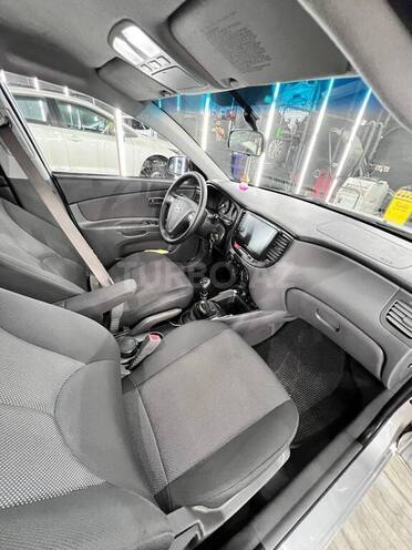 Kia Rio 2006, 270,000 km - 1.5 l - Bakı