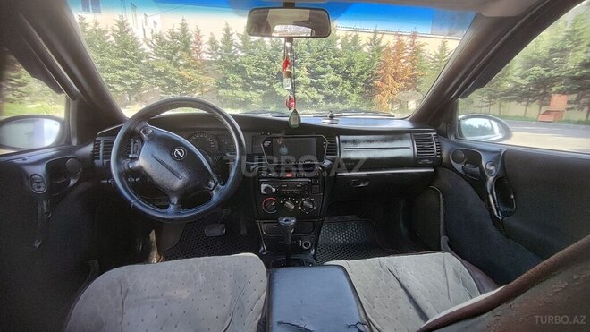 Opel Vectra 1998, 527,000 km - 1.8 l - Sumqayıt